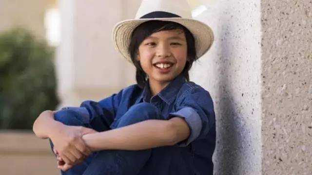 蘋果發(fā)布會，被這個10歲男孩搶了鏡，6歲自學編程開發(fā)5款應用，庫克都不服不行